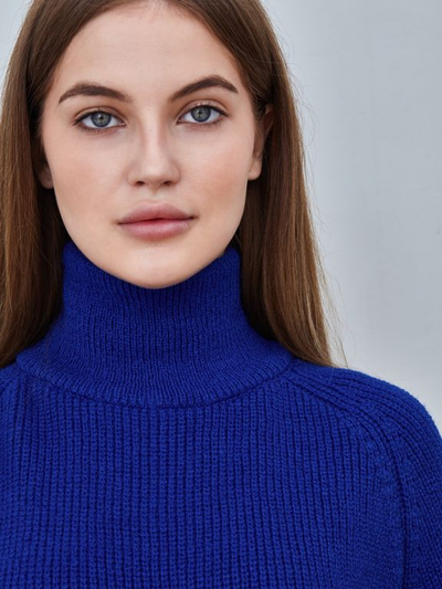 Свитер женский темно-синий