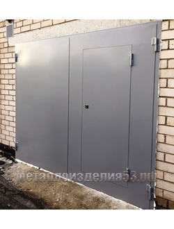 РАСПАШНЫЕ ГАРАЖНЫЕ ВОРОТА С КАЛИТКОЙ   артикул СВР -04 (УТЕПЛЕННЫЕ)