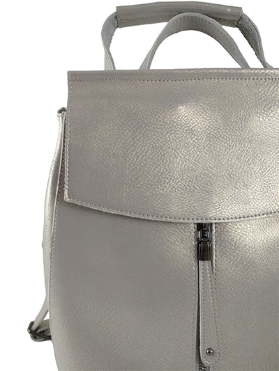 (АРТИКУЛ: 8741/1-61) ЖЕНСКИЙ РЮКЗАК, СРЕДНЕГО РАЗМЕРА, НАТУРАЛЬНАЯ КОЖА, СВЕТЛО-СЕРЫЙ С НЕБОЛЬШИМ ПЕРЛАМУТРОВЫМ БЛЕСКОМ