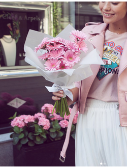 Букет с герберой "Арома бриз"