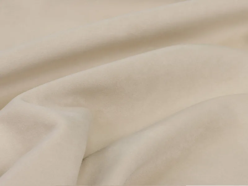 (РАМ) Велюр "Империя" (Imperia)-cream.
Состав: 100% Полиэстер.
Плотность: 450 г/м2 ± 5 %.
Устойчивость к истиранию > 120 000 циклов.
Ширина: 140 ± 2 см.

Внимание! Цвет материала может быть искажен настройками монитора.