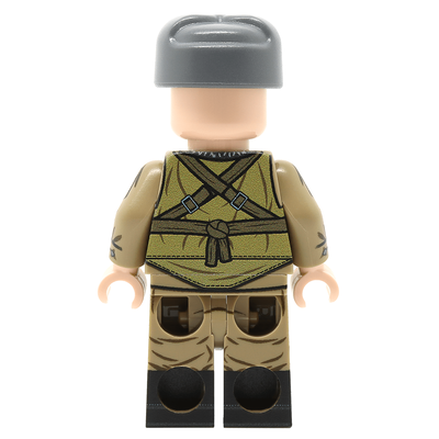 Солдат мотострелок в шапке ушанке | United Bricks Cold War Soviet Motor Rifles Soldier