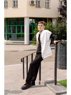 Утепленный трикотажный жилет