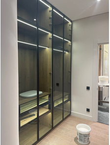 прозрачное стекло