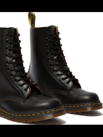 DR.MARTENS 1490 VINTAGE BLACK QUILON