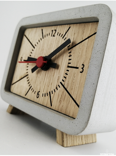 Часы настольные RETRO