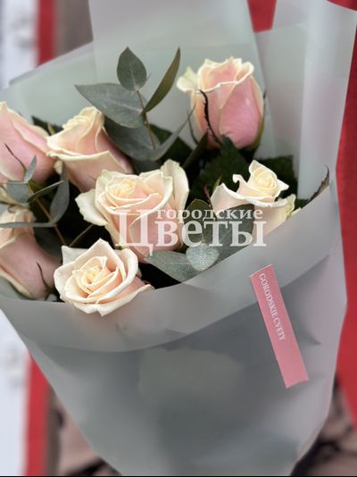 7 роз &quot;Талея&quot;