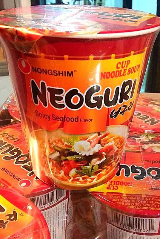 Корейская лапша быстрого приготовления "NONGSHIM" НЕОГУРИ Neoguri Ramen (ОСТРЫЙ ВКУС МОРЕПРОДУКТОВ) 