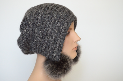 Итальянская шапка ушанка с помпонами Визио 6924 фото