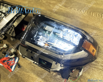 Фары Toyota Tundra 2014-2021 светодиодные