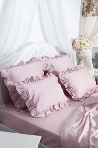 Постельный комплект с оборками "Пыльная Роза"