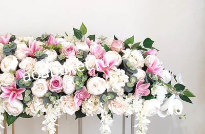 Композиция гирлянда из искусственных цветов Розовые мечты № 002/Купить в СПБ  на сайте AOABUKET.RU