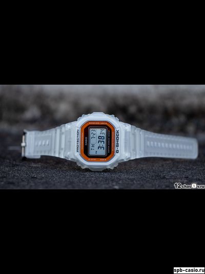 Часы Casio G-Shock DW-5600LS-7ER
