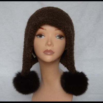 Коричневая шапка ушанка с помпонами Vizio Италия 6762