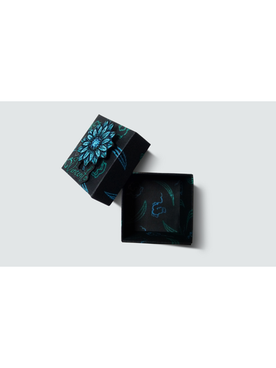 &quot;Первовечер чудес&quot;. Маленькая 3Д-коробочка для броши