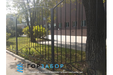 Монтаж забора для школы под ключ