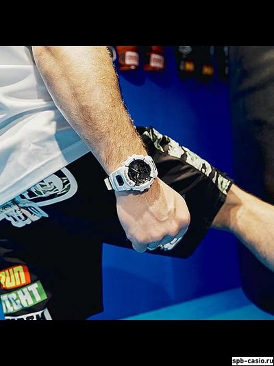 Часы Casio G-Shock GBA-900-7AER