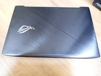 ASUS ROG STRIX SCAR EDITION GL503VM-GZ390T ( 15.6 IPS 120Hz I7-7700HQ GTX1060(6Gb) 16Gb 1Tb + 256SSD )