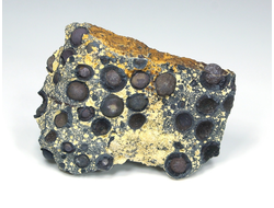 Магнетит, сферолиты, Россия, Иркутская обл. (47*36*12 мм, 42 г) №26593