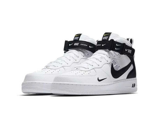 Nike Air Force 1 ’07 LV8 sport Белые с черным