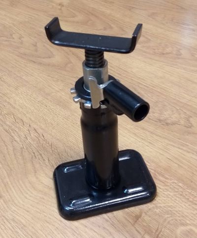 Домкрат стоечный винтовой ГАЗЕЛЬ - ГАЗ , 2,5 т