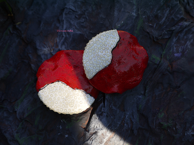 Крупные серьги в стиле фэнтези "Яблочко Белоснежки"