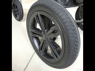 Детская коляска BUBAGO CROSS AIR Черный