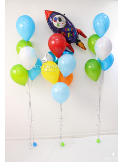 Яркие фонтаны с ракетой