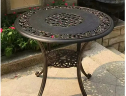 Кофейный стол из литого алюминия Geneva