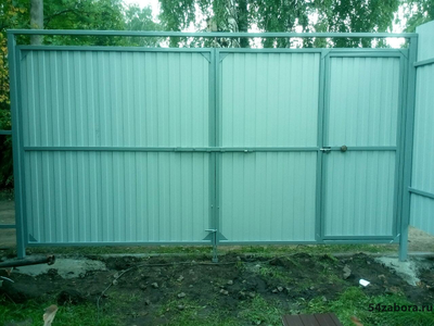 Ворота распашные  из профлиста
