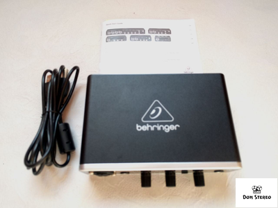 BEHRINGER UMC22 Внешняя звуковая карта