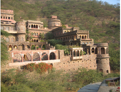 Купить греющую картину с фото старая крепость