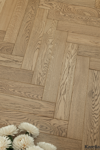 Паркетная доска Karelia Herringbone Дуб Beige HB