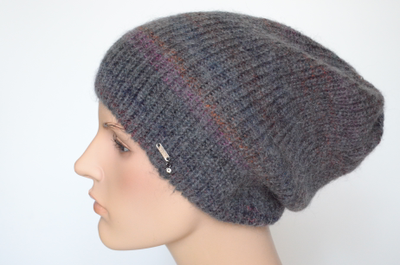 Vizio Италия 5872 СLO шапка серо - бордовая удлиненная