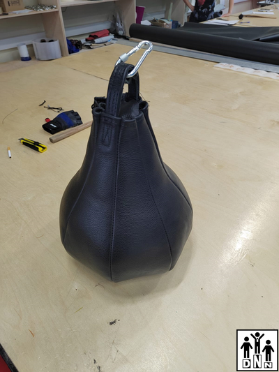 Груша боксерская из натуральной кожи