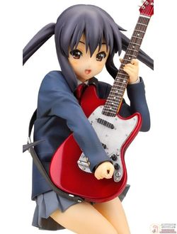 Фигурка 1/8 Адзуса Накано (Nakano Azusa)