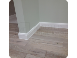 Плинтус ХДФ Dollken Cubu Hamburg Style 80мм Х 2,5 м 5012 Белый в интерьере 1