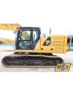 Стекло дверное на  Caterpillar 323