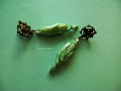 Зелёные серьги-капли "Нефритовый дух"