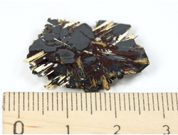 Редкость! Рутил свободного роста, сростки "звезды" золотистых игольчатых кристаллов на кристаллах гематита, Бразилия (25*20*4 мм, 3,3 г) №37916