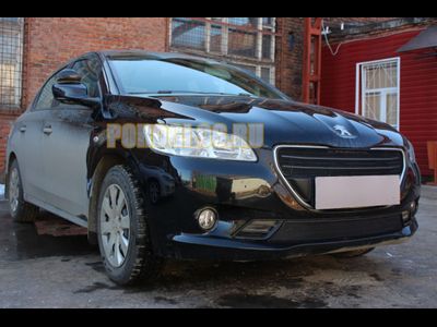 Защита радиатора Peugeot 301 2013- black верх