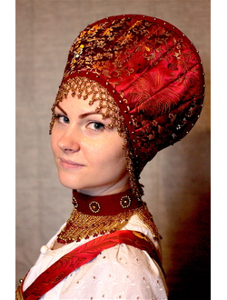 Русский народный женский головной убор "Кокошник московский".