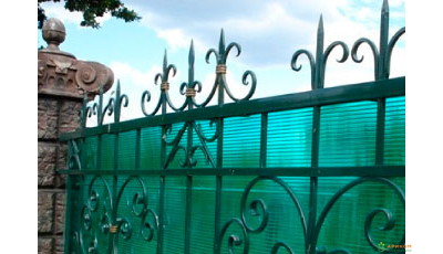 Сотовый поликарбонат "Селлекс Комфорт" 4 мм зеленый