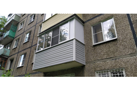 алюминиевый балкон с сайдингом