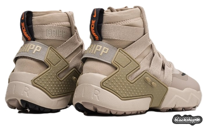 NIKE AIR HUARACHE GRIPP BIEGE (40-45)