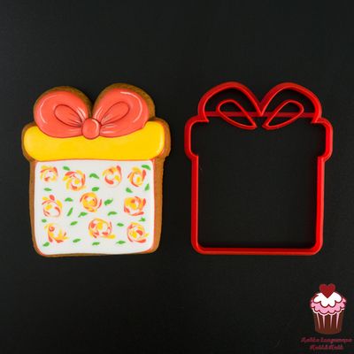 Вырубка для пряника с оттиском "Подарок" , 10 см