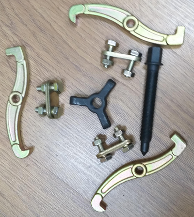 Съемник 3-х лапый шарнирный 400 мм