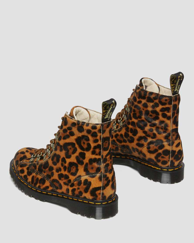 Leopard doc martens 2025