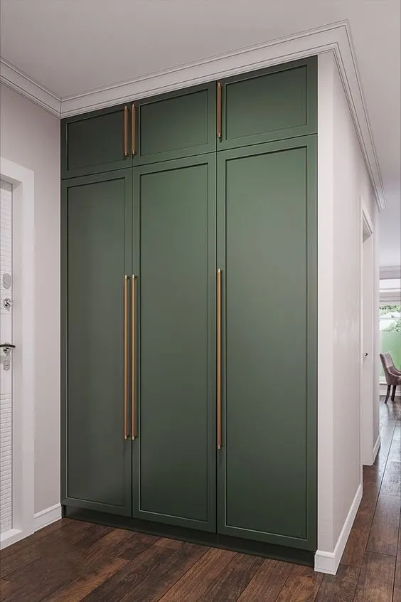 Шкаф трехстворчатый, 1500 мм. Материал фасадов МДФ. Срок изготовления от 30 рабочих дней . Цена на момент изготовления 63000 руб.