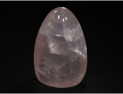 Кварц розовый, полировка стоячая, Мадагаскар (88*58*42 мм, 305 г) №23860